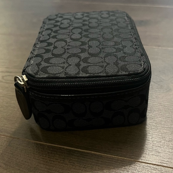 Coach vintage black travel jewelry case - Picture 4 of 9